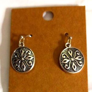 Silver Tone Dangle Earrings Round Sand Dollar Beachy Boho 1 Inch Drop